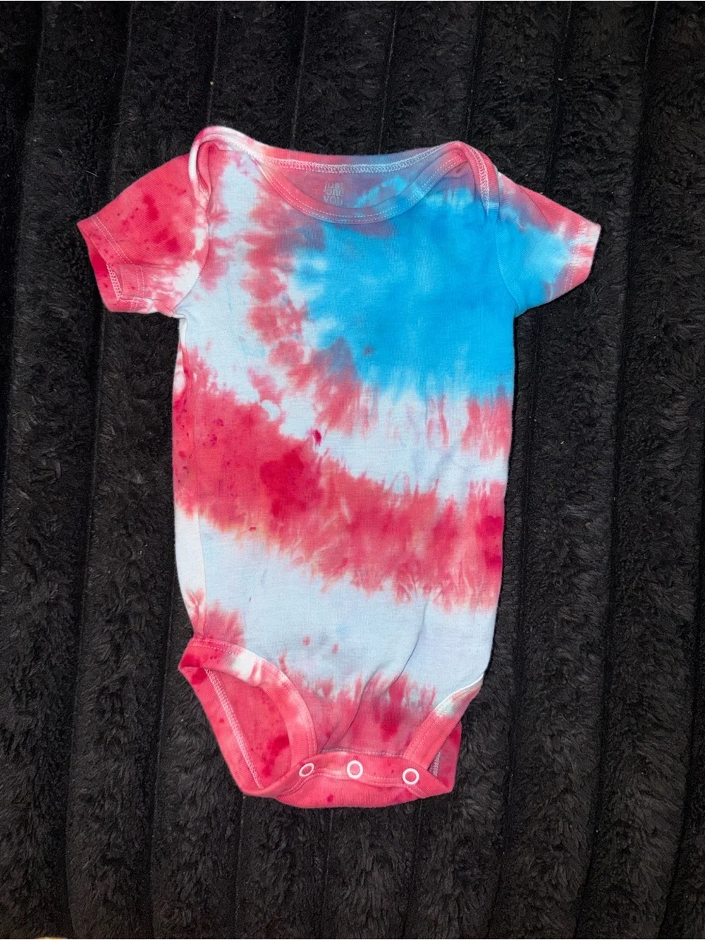 Tie-Dye Short Sleeve Baby One-Piece in Red & Blue